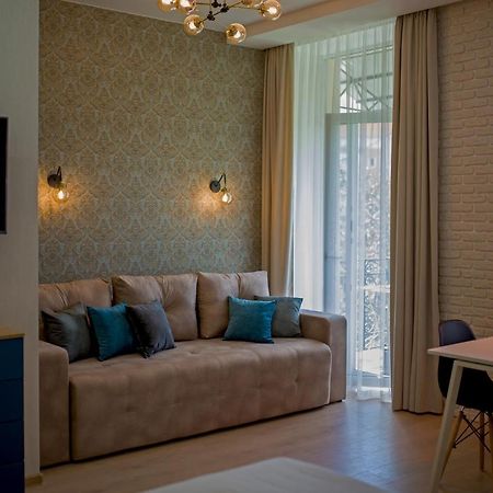 Modern Apartmeents Near Central Park Poltava Kültér fotó