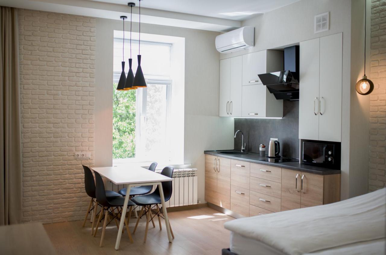 Modern Apartmeents Near Central Park Poltava Kültér fotó