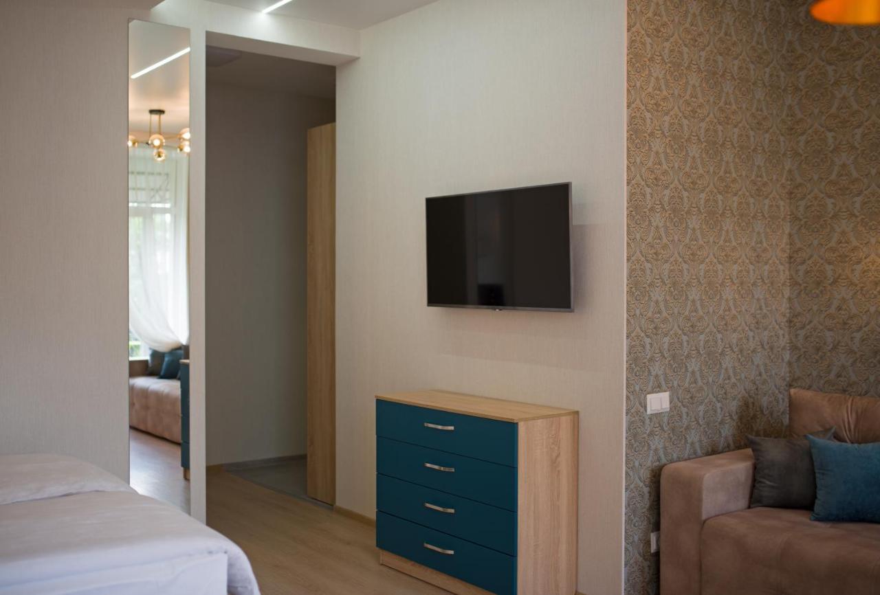 Modern Apartmeents Near Central Park Poltava Kültér fotó